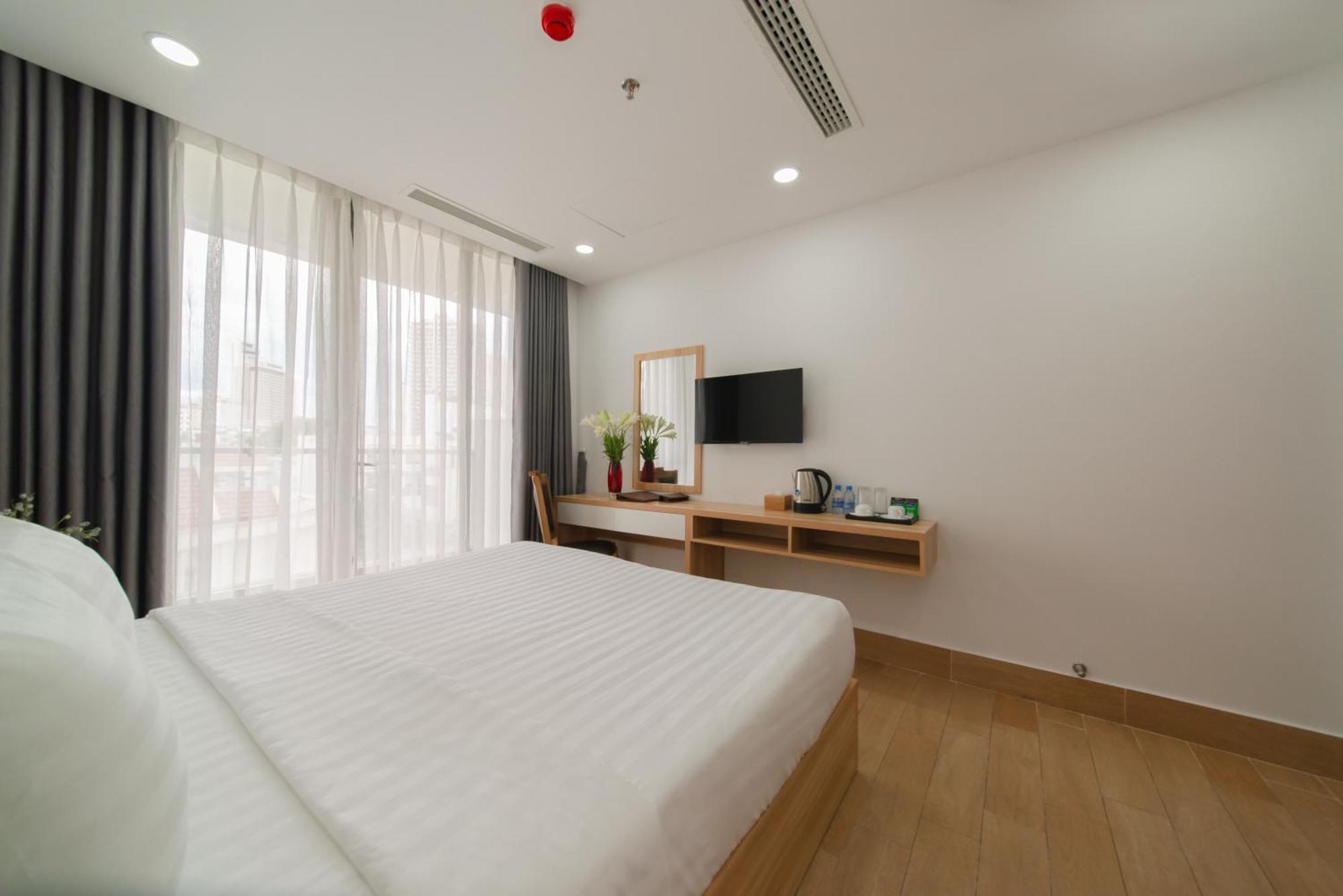 Khách sạn Bờ Biển Vàng - Gold Coast Hotel Nha Trang Exterior foto